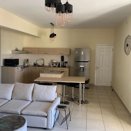 Modern Apartment Close To Flic En Flac Beach Ngoại thất bức ảnh
