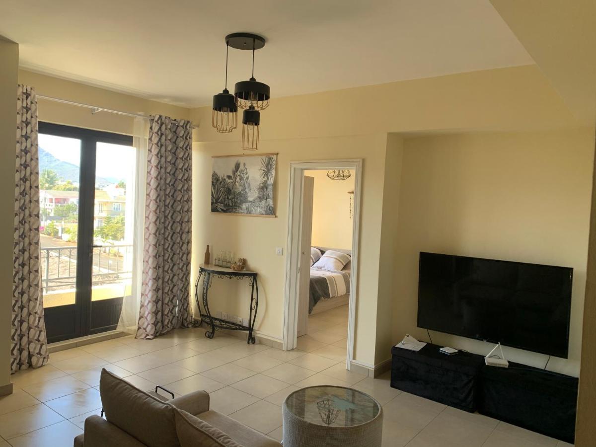 Modern Apartment Close To Flic En Flac Beach Ngoại thất bức ảnh